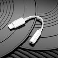 Adaptador BOROFONE BV21 Lightning a jack 3,5 mm blanco