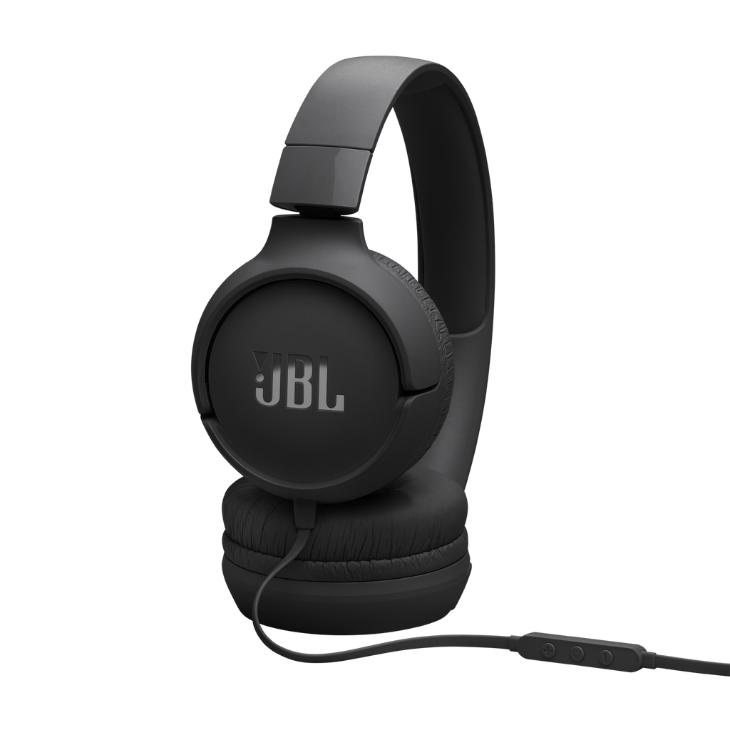 Detalle del conector USB-C del JBL Tune 520C