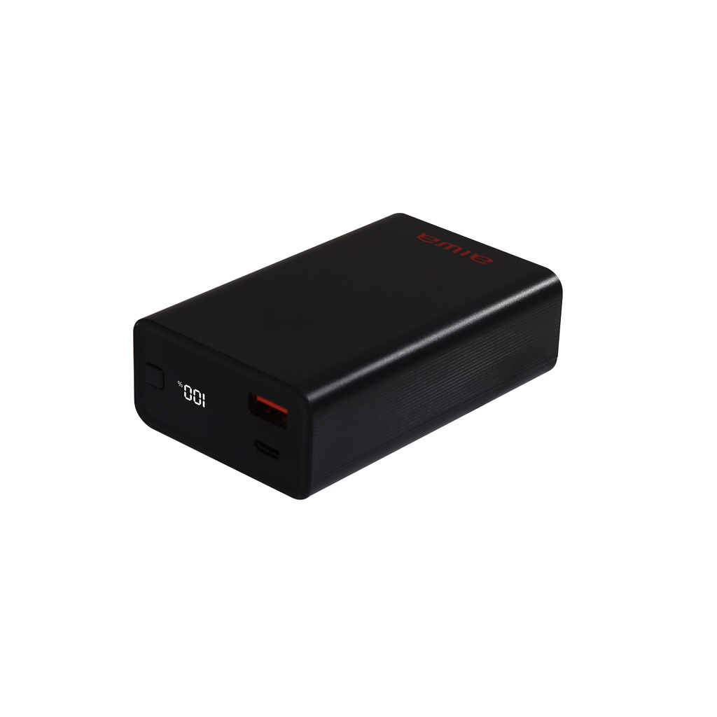 Puertos USB-C y USB-A del power bank AIWA PAW-650