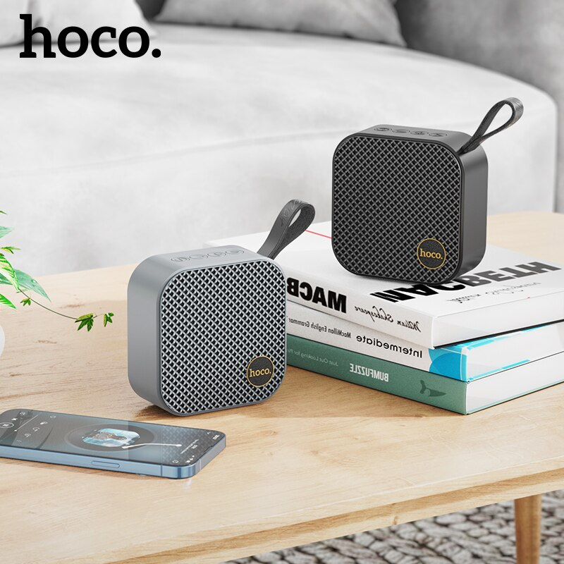 HOCO HC22 Auspicious gris sobre un escritorio